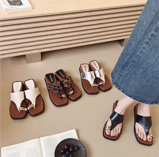 2025 Summer Women's Beach Shoes Silver Roman Sandals