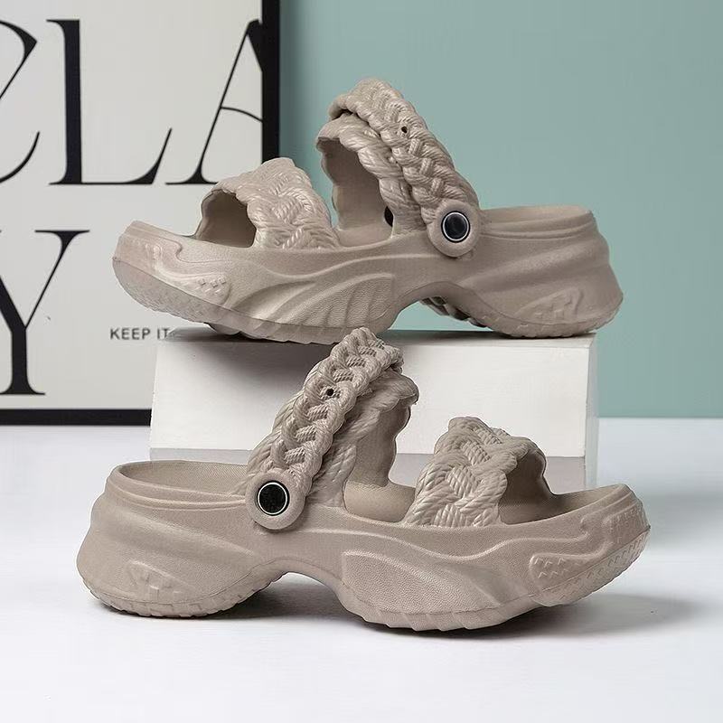 2025 Summer Women's Versatile Cloud Sandals